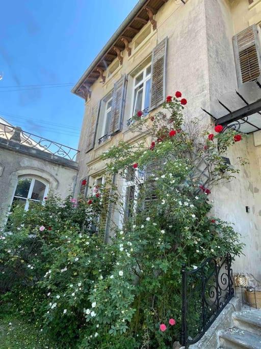 Appartement De Caractere Mirecourt Exterior photo